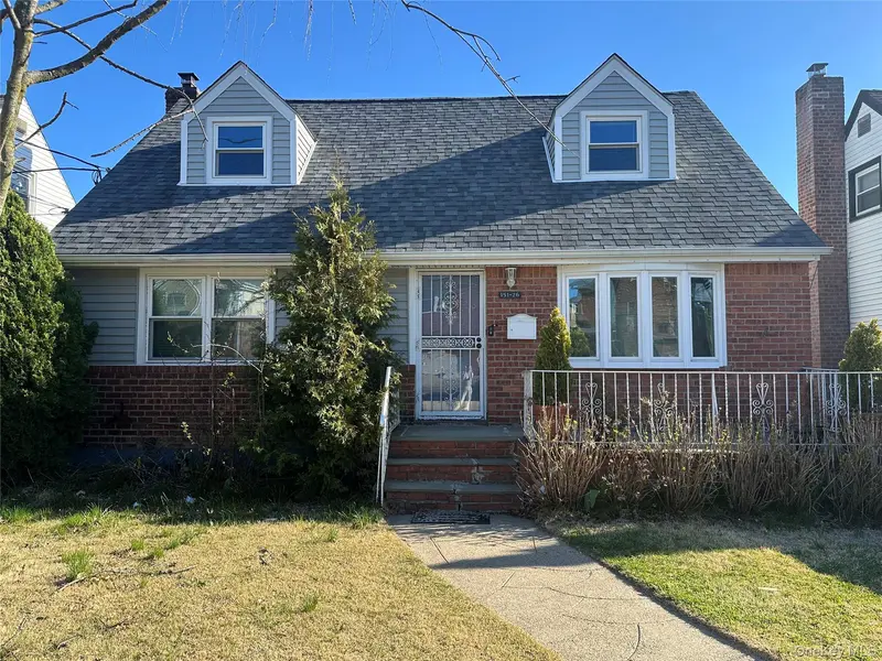 151-26 20th AVE, Whitestone, NY 11357