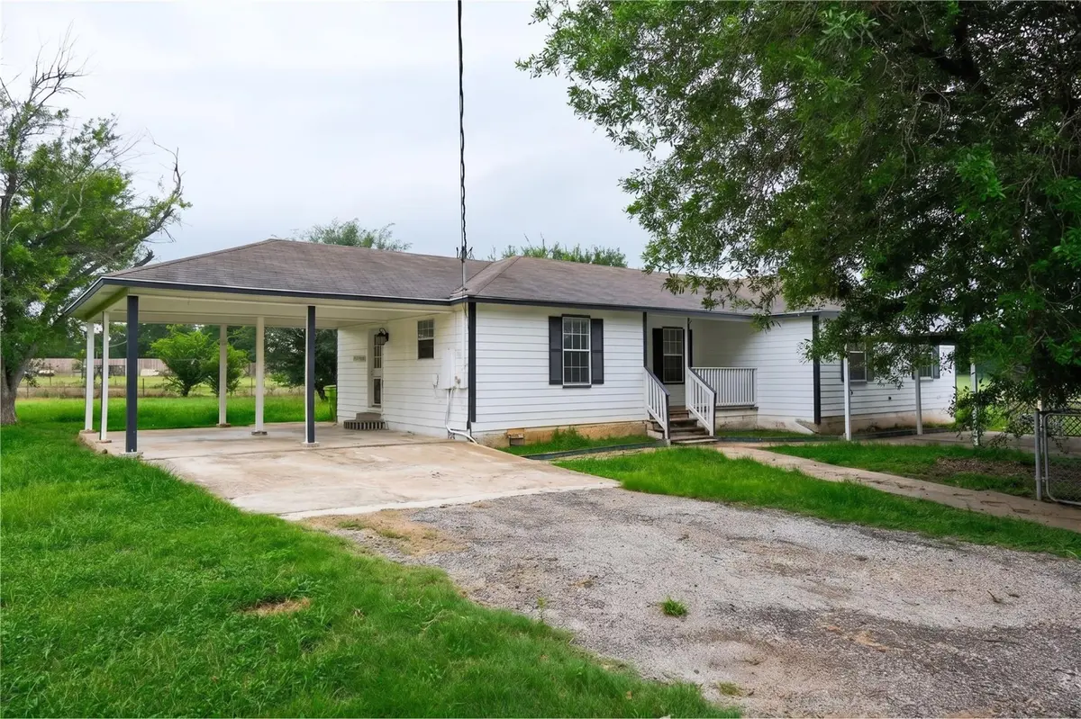 1778 Fm 1704 #C, Elgin, TX 78621