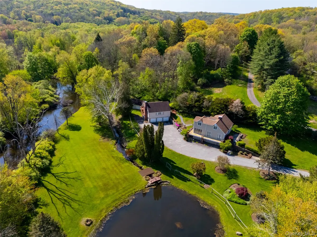 282-284 Doansburg RD, Brewster, NY 10509