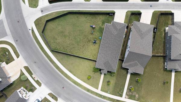 934 Main ST, Hutto, TX 78634