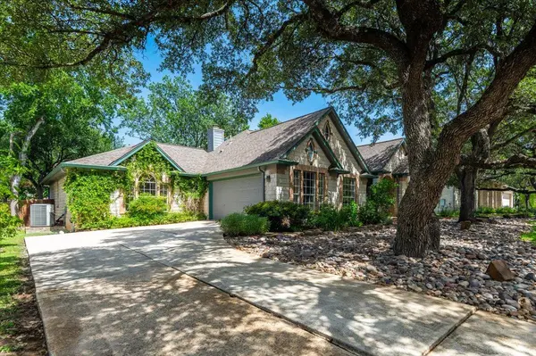 2513 Niemann DR, Austin, TX 78748