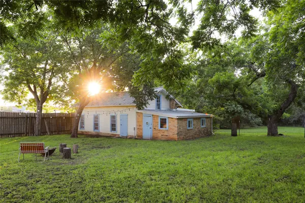 200 E Brenham ST, Elgin, TX 78621