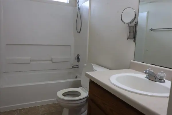 1004 W South ST, Leander, TX 78641