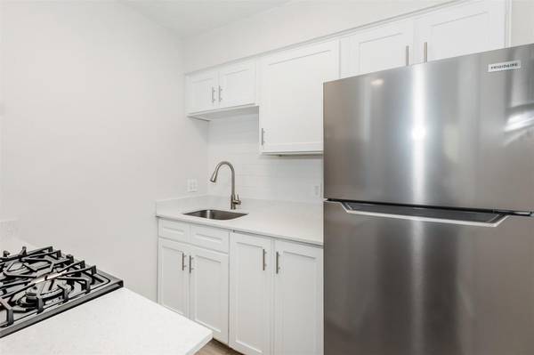 4415 Avenue B #204, Austin, TX 78751