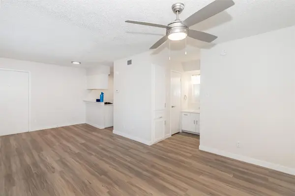 4415 Avenue B #205, Austin, TX 78751