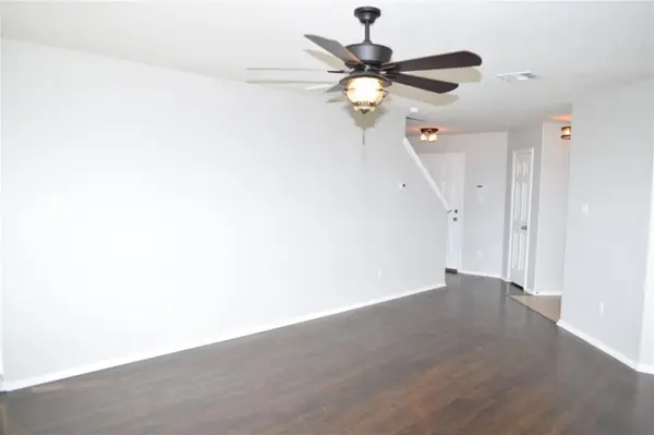 375 Housefinch LOOP, Leander, TX 78641
