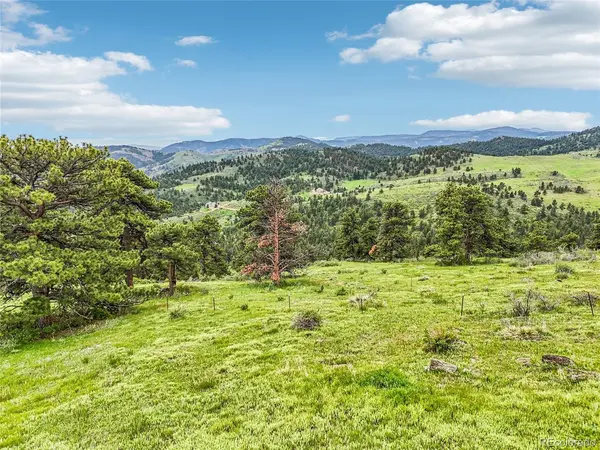 26558 Rocasa, Golden, CO 80403