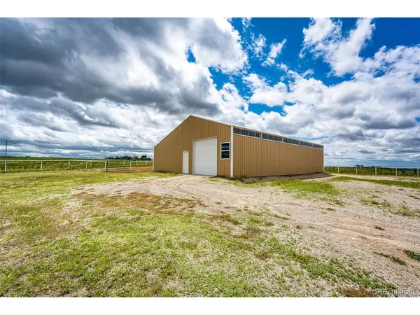 73 N Dutch Valley, Bennett, CO 80102