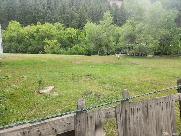 W Platte River, Foxton, CO 80441