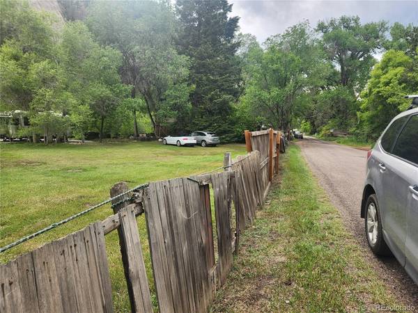 W Platte River,  Foxton,  CO 80441