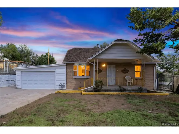 2425 W College, Denver, CO 80219