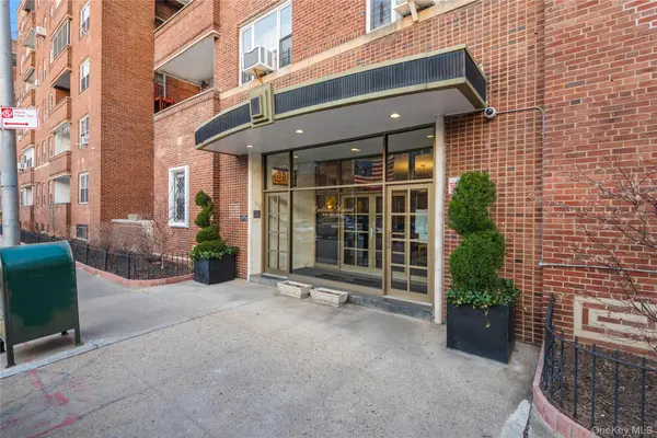 34-41 85th ST #4D, Jackson Heights, NY 11375