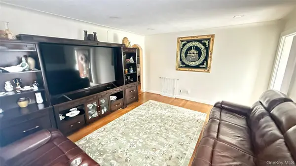 706 Partridge AVE, West Hempstead, NY 11552