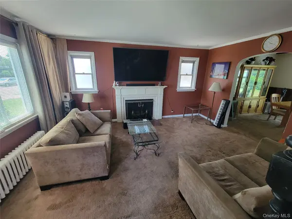115102 232nd ST, Cambria Heights, NY 11411