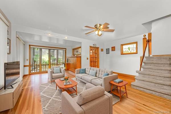 7815 Woodhaven BLVD, Ridgewood, NY 11385