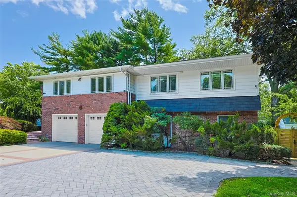 78 Poplar ST, Garden City, NY 11530