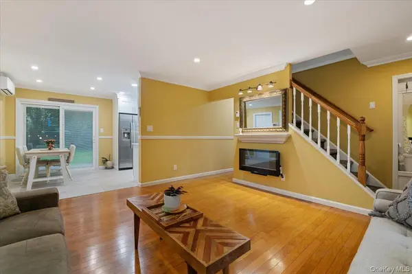 3850 Jean AVE, Bethpage, NY 11714