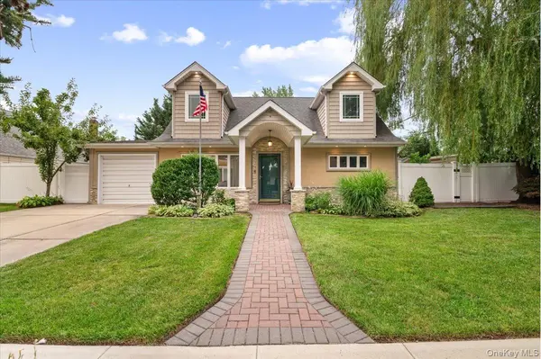 3850 Jean AVE, Bethpage, NY 11714
