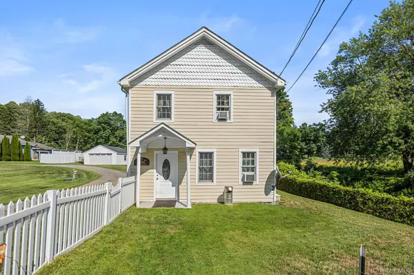 39 Main ST, Poughquag, NY 12570