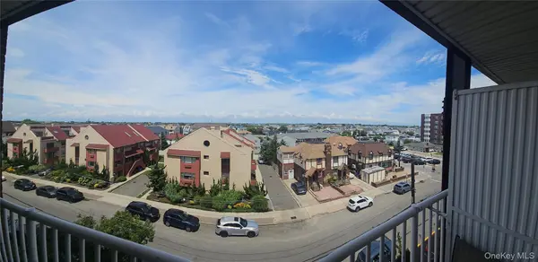 666 Shore ##4J, Long Beach, NY 11561