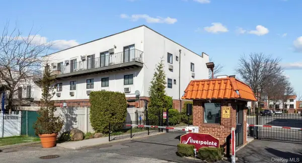 340 Julius RD #9D, College Point, NY 11356