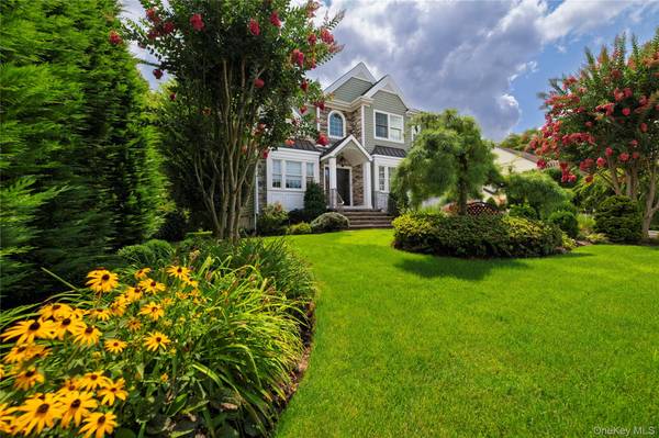 154 Shoreham RD, Massapequa, NY 11758