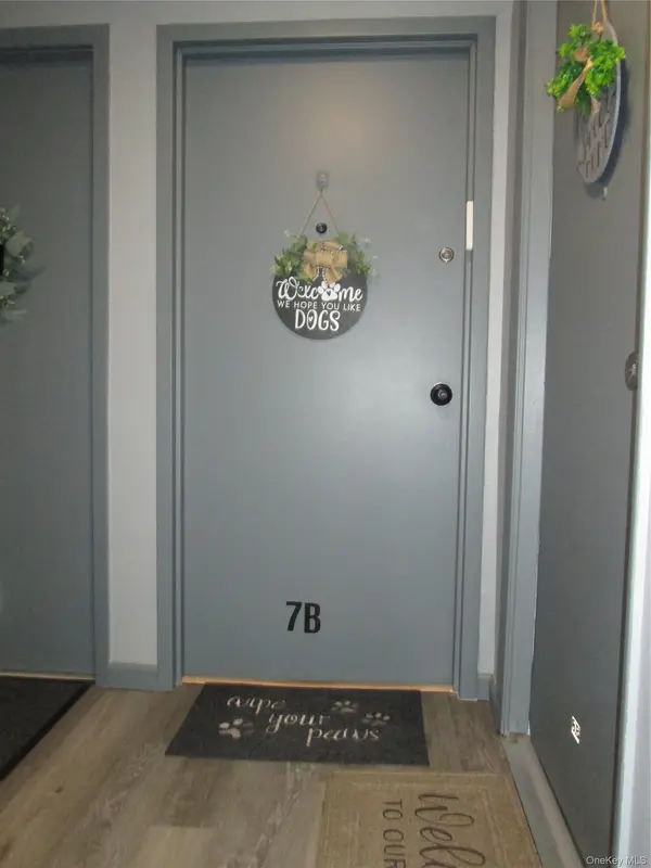 2435 Union BLVD #7B, Islip, NY 11751