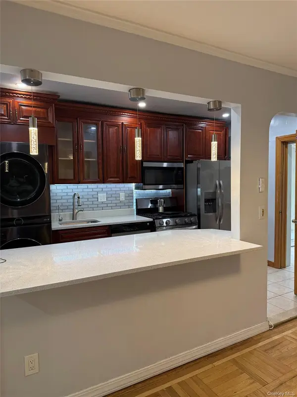 2944 Lurting AVE, Bronx, NY 10469
