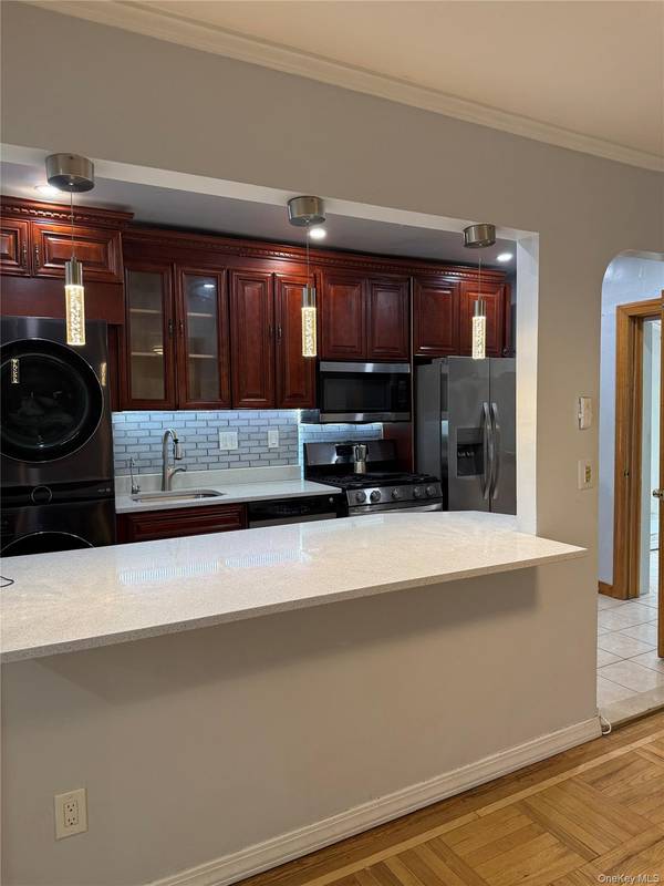 2944 Lurting AVE, Bronx, NY 10469