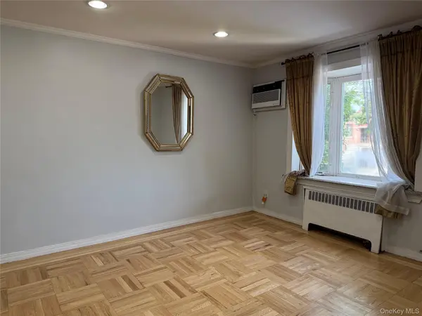 2944 Lurting AVE, Bronx, NY 10469