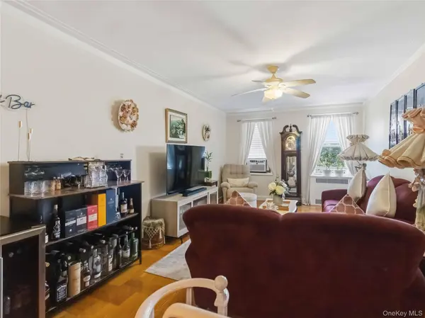 2190 Boston RD #5A, Bronx, NY 10462