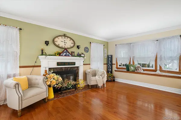 2563 Milburn AVE, Baldwin, NY 11510