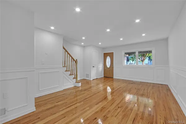 931 E 232nd ST, Bronx, NY 10466