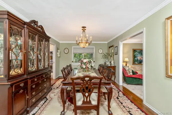 1 Valleywood CT, Head Of The Harbor, NY 11780