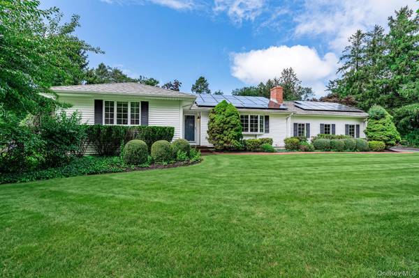 235 Azalea RD, Mattituck, NY 11952