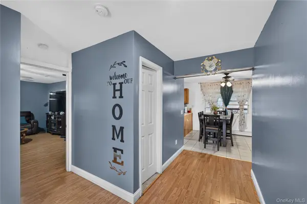 139 Smith ST, Amityville, NY 11701