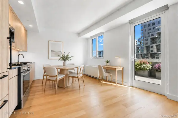 2416 Queens PLZ #7B, Long Island City, NY 11101