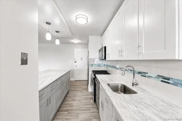 4525 Henry Hudson Pkwy #B1212, Bronx, NY 10471