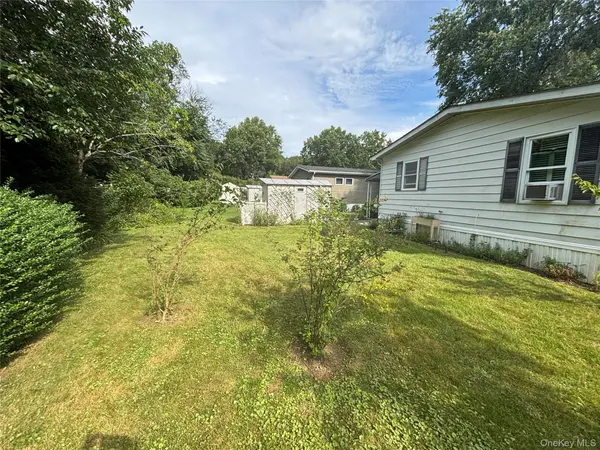 103 West LN #12B Witt Lane, Aquebogue, NY 11901