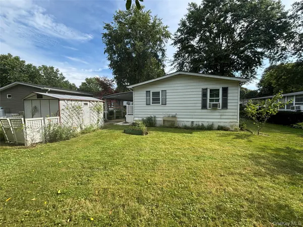 103 West LN #12B Witt Lane, Aquebogue, NY 11901