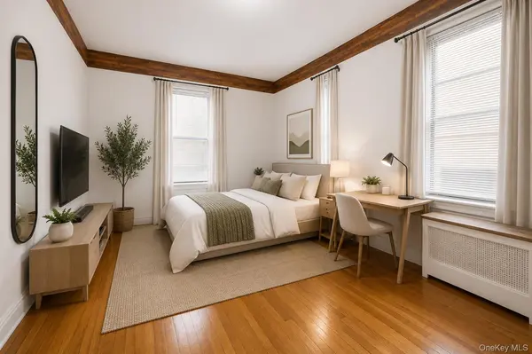 37-21 80 ST #3M, Jackson Heights, NY 11372