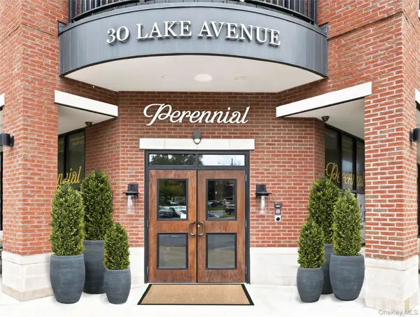 30 Lake AVE #413, Saratoga Springs, NY 12866