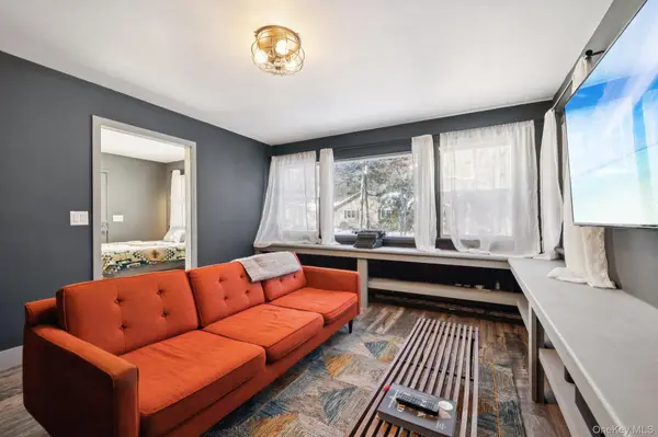 176 Maple AVE, Flanders, NY 11901