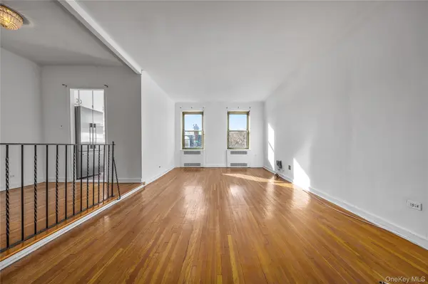 34-41 85th ST #3G, Jackson Heights, NY 11372