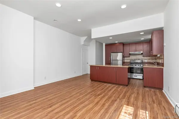 7719 Parsons BLVD, Fresh Meadows, NY 11366