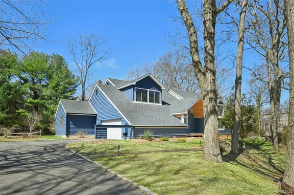 7 Waterview DR, Port Jefferson, NY 11777