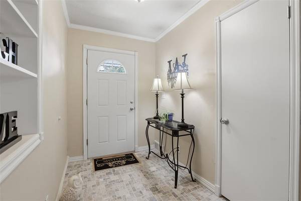 1810 Ponca AVE, Enid, OK 73703