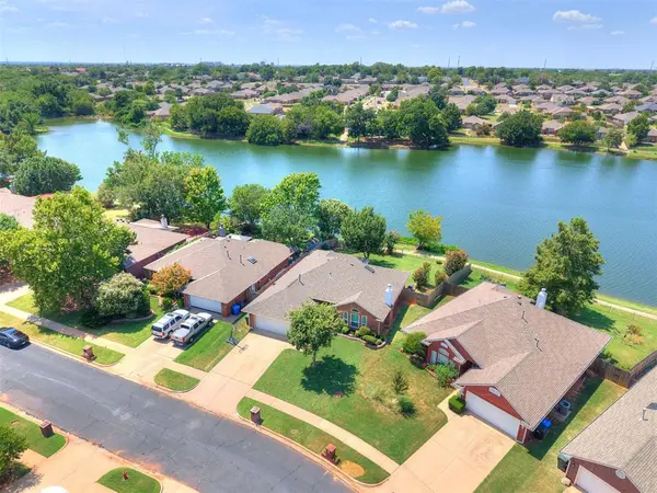 328 Waterfront DR, Norman, OK 73071
