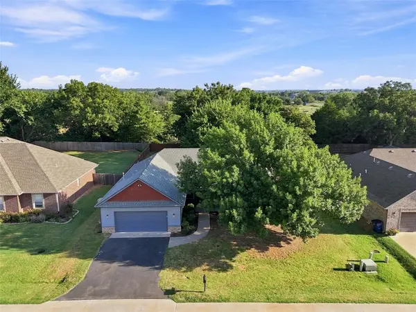 4824 W Oakcrest RD, Stillwater, OK 74075