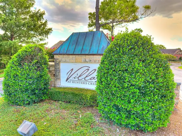 1065 Villas Creek DR, Edmond, OK 73003